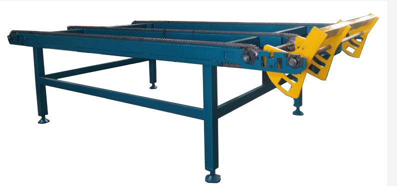 多片鋸生產(chǎn)線配套-自動堆料架、自動翻轉(zhuǎn)架、自動分料架